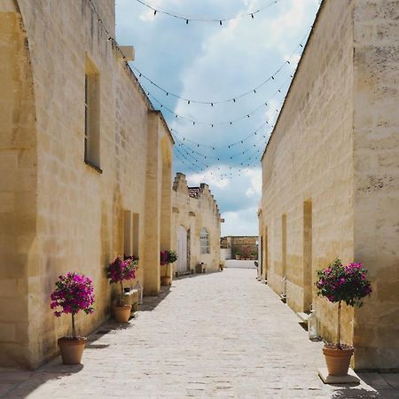 Masseria Paralupi Acomodação com café da manhã Lecce Exterior foto