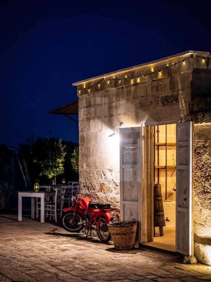 Masseria Paralupi Acomodação com café da manhã Lecce Exterior foto