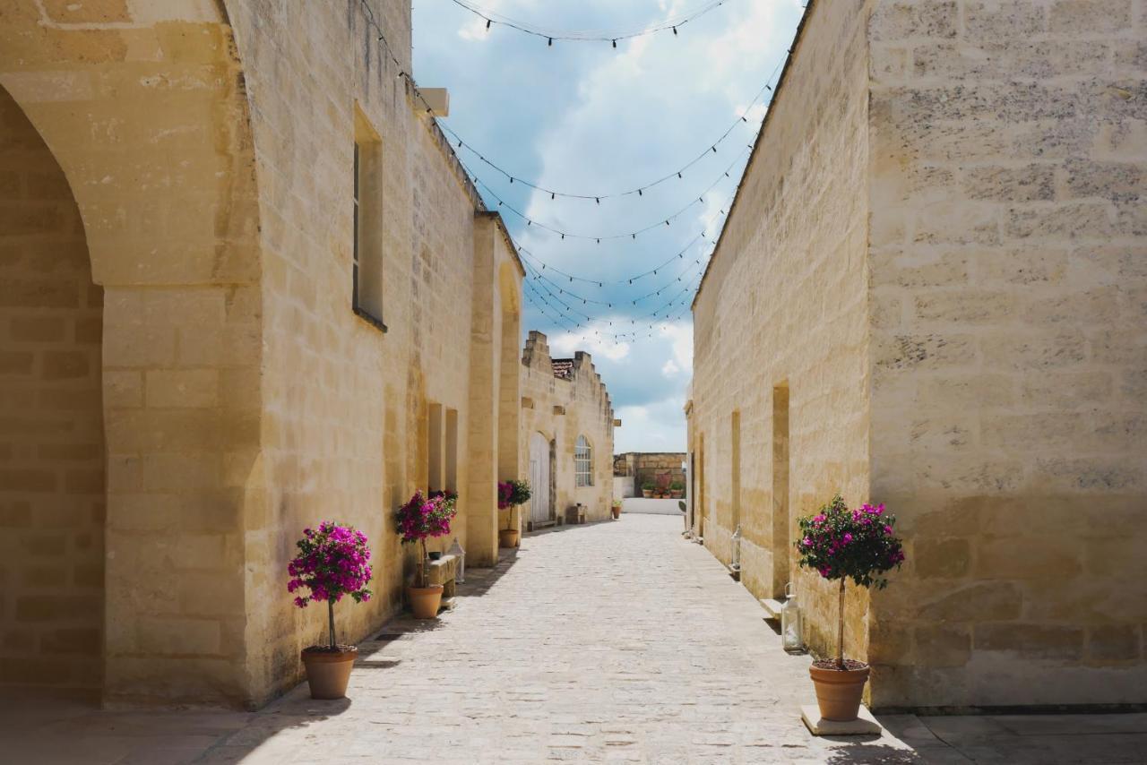 Masseria Paralupi Acomodação com café da manhã Lecce Exterior foto