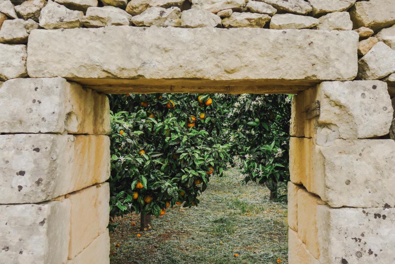 Masseria Paralupi Acomodação com café da manhã Lecce Exterior foto