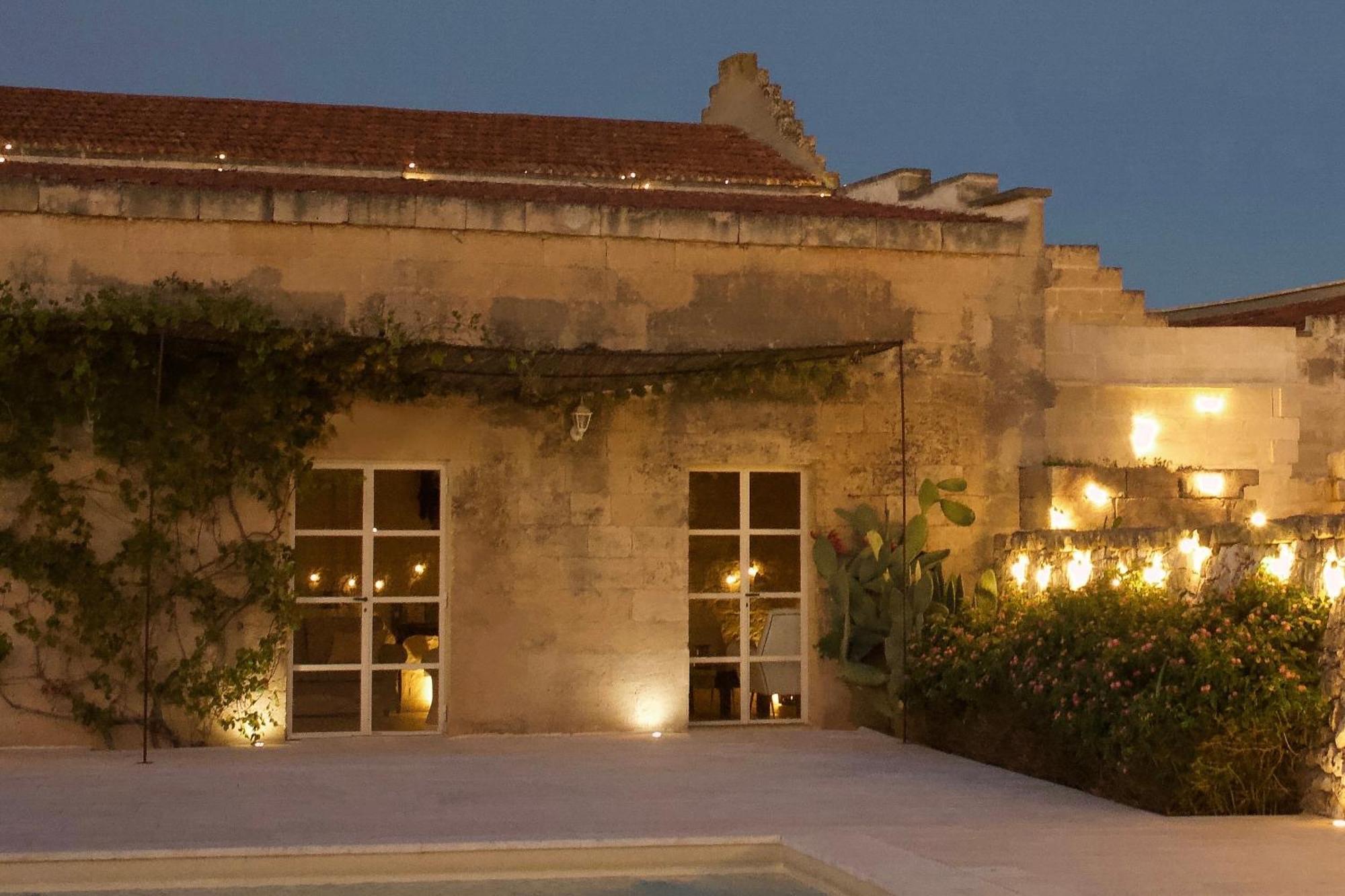 Masseria Paralupi Acomodação com café da manhã Lecce Exterior foto